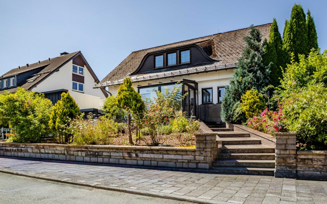 Wohnen, wo andere Urlaub machen – Einfamilienhaus in Toplage von Winterberg